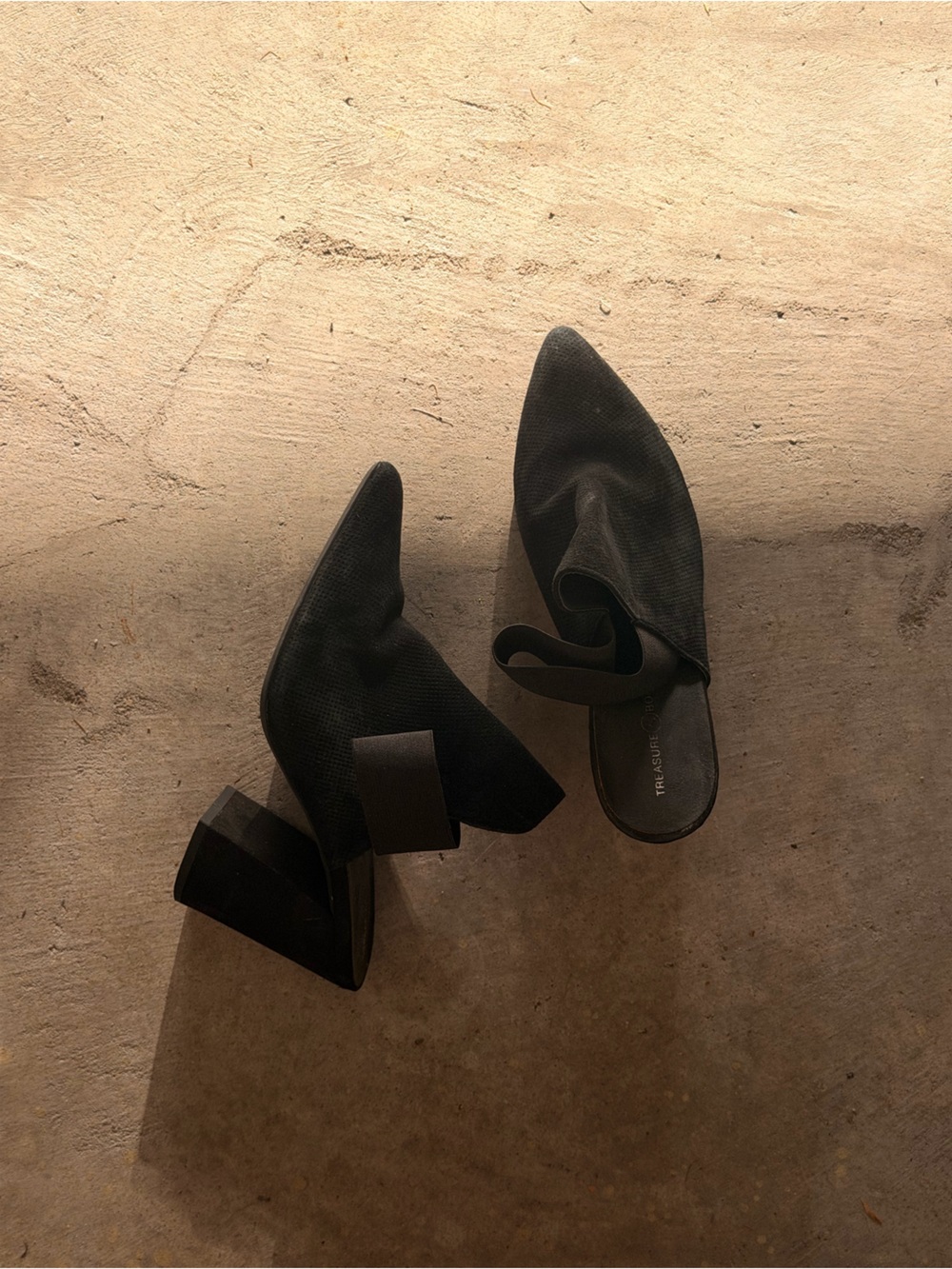 Treasure & Bond Black Pointed Toe Mule Heels